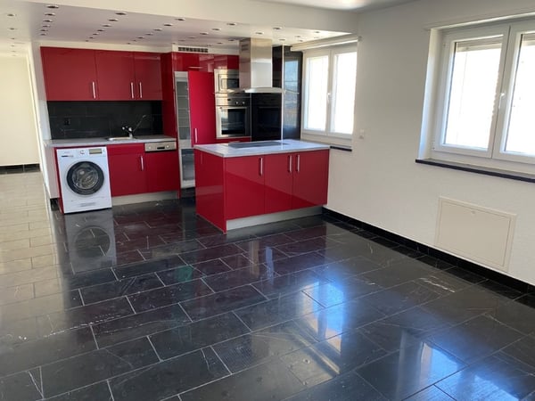 Appartement moderne de 4.5 pièces avec balcon et vue panoramique – La Chaux-de-Fonds 7