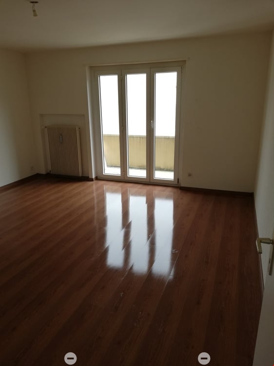 Geräumige renovierte 3.5-Zimmerwohnung mit 2 Balkonen 5