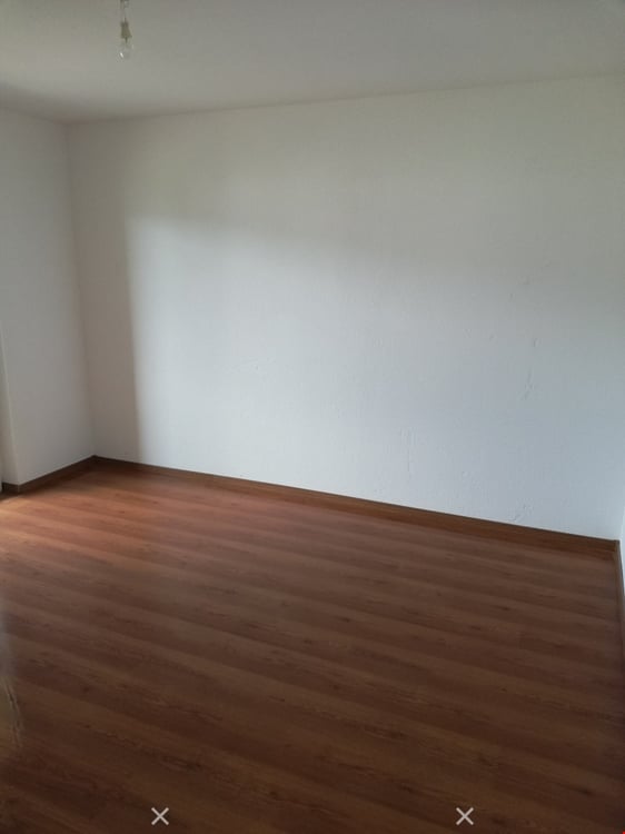 Geräumige renovierte 3.5-Zimmerwohnung mit 2 Balkonen 6