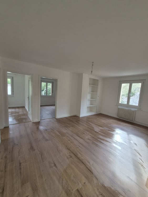 Appartement 4 pièces rénové avec balcon – La Chaux-de-Fonds 9
