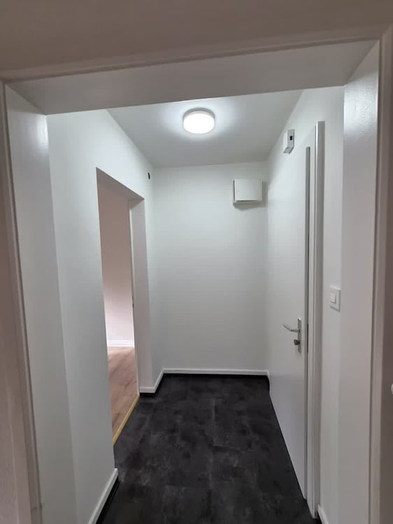 Appartement 4 pièces rénové avec balcon – La Chaux-de-Fonds 13