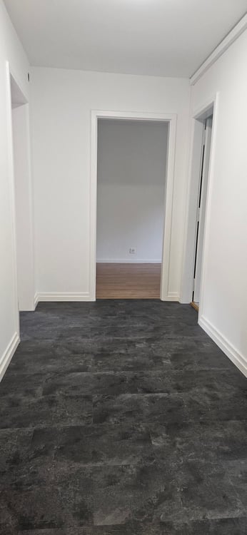 Appartement 2.5 pièces rénové à La Chaux-de-Fonds – disponible immédiatement 6