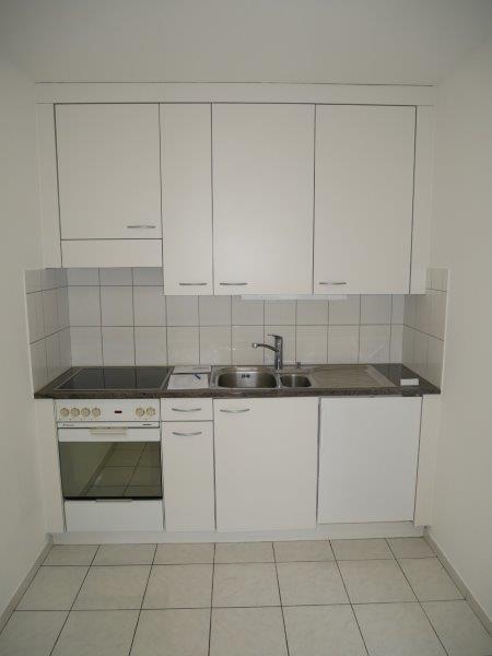 Helle 2.5-Zimmer-Wohnung mit Balkon und Lift in Basel 2