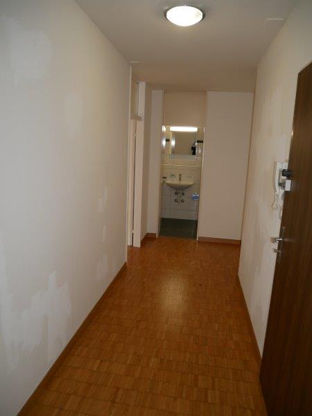 Helle 2.5-Zimmer-Wohnung mit Balkon und Lift in Basel 6