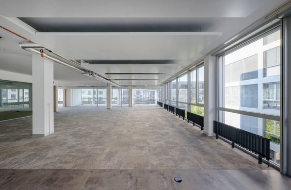 Gekühlte und neue Büroflächen mit Parkplätzen 1