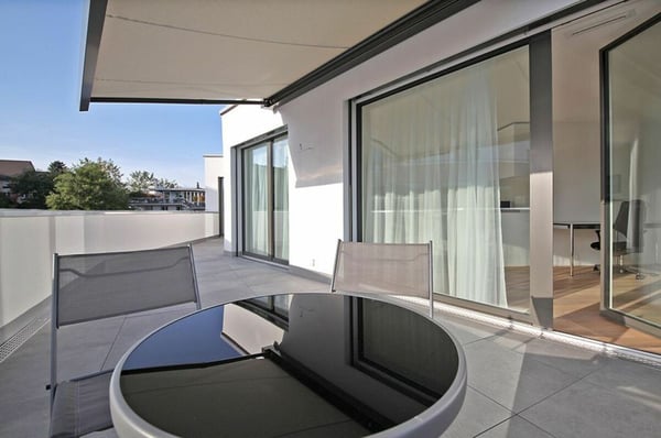 Grosszügige 1.5 Attikawohnung möbliert 10