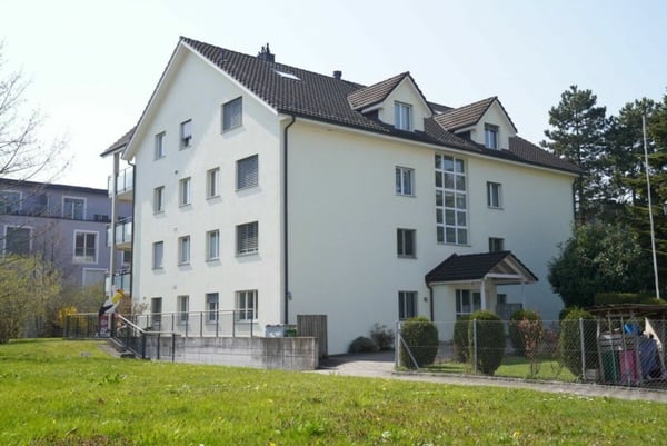 Tiefgaragenplätze in sehr gepflegter Garage in Weinfelden 2