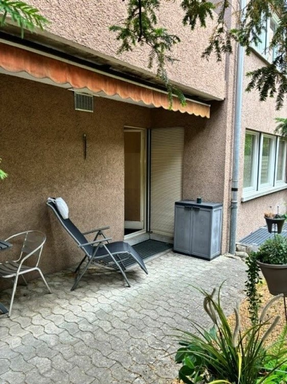 Schmucke 1.5-Zimmer-Wohnung im EG an der Töss mit sonnigem Sitzplatz 8