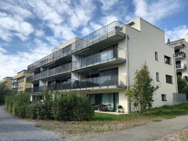 Grosszügige 3.5 Zimmerwohnung im EG mit Sitplatz in Wülflingen 1