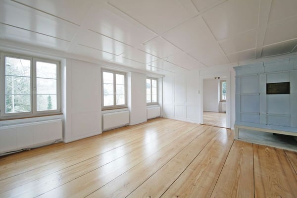 Renovierte 6-Zimmerwohnung mit viel Charme und privatem Garten! 3