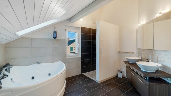 Bijou im Grünen mit sehr hoher Privatsphäre! 11