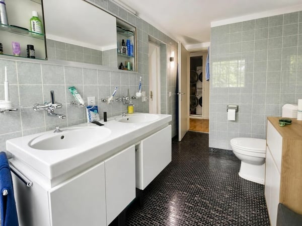 5.5 Zimmerwohnung an ruhiger Lage mit grosszügigem Garten 10