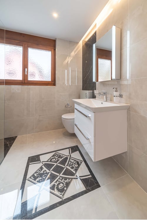 Exklusive 1.5-Zimmer-Luxuswohnung – frisch renoviert & bezugsbereit! 3