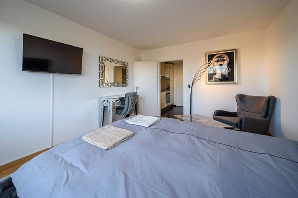 Exklusive 1.5-Zimmer-Wohnung in Zug – Neu renoviert & modern möbliert mit Seesicht. 11