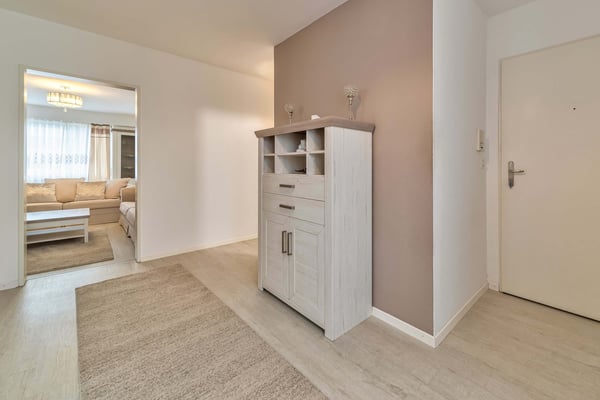 Luxuriöse 3.5-Zimmer-Wohnung in Toplage mit Ausblick 18