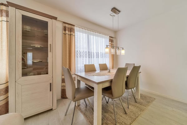 Luxuriöse 3.5-Zimmer-Wohnung in Toplage mit Ausblick 16