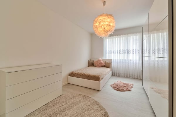 Luxuriöse 3.5-Zimmer-Wohnung in Toplage mit Ausblick 12