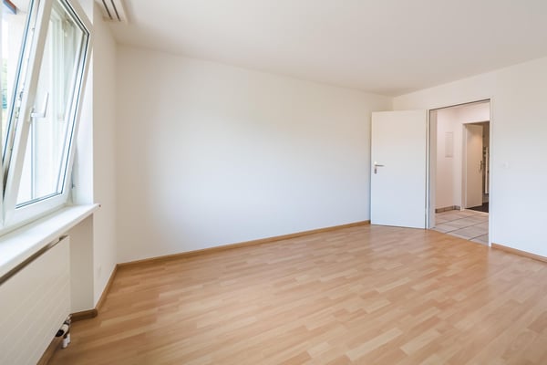 Helle wunderschöne neu renovierte 4.5-Zimmer-Wohnung an zentraler Lage. 20