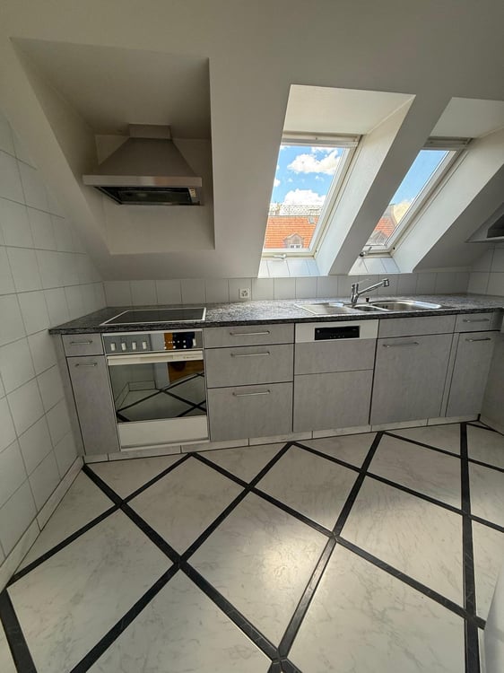 Charmante 2-Zimmer-Wohnung an der Rieterstrasse in Zürich 8002 – ab sofort verfügbar! 11