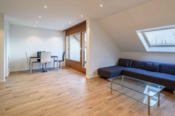 Stilvoll Wohnen mit Komfort – Frisch renovierte 2.5-Zimmer-Wohnung zu vermieten 5