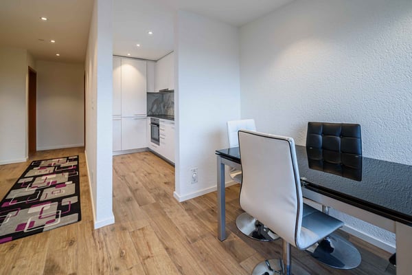 Stilvoll Wohnen mit Komfort – Frisch renovierte 2.5-Zimmer-Wohnung zu vermieten 7