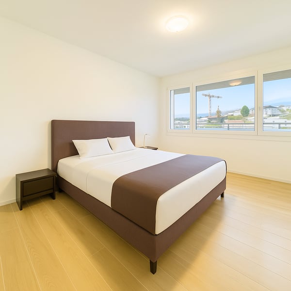 Neu renovierte große 4.5 Zimmerwohnung mit Anbindung an privatem großen Park 7