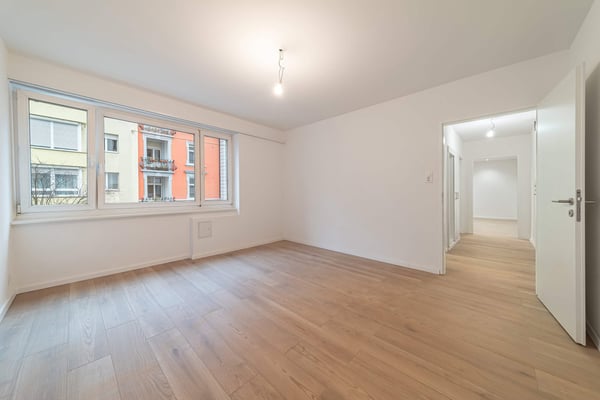 Modernes Stadtleben trifft Ruhe – frisch renovierte 2.5-Zimmer-Wohnung mit Balkon in Basel 13