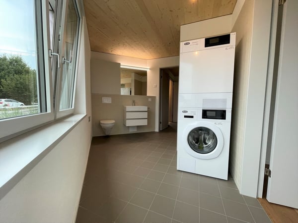 Mehr Raum zum Leben – stilvolle Dachwohnung mit Balkon nahe der Suhre 5