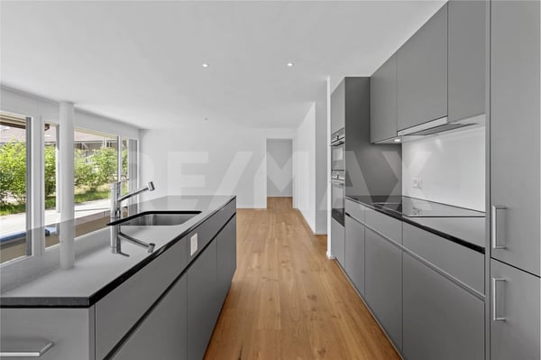 2 ½-Zimmer-Gartenwohnung, hell, modern und mit grossem Sitzplatz 9