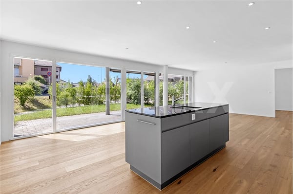 2 ½-Zimmer-Gartenwohnung, hell, modern und mit grossem Sitzplatz 7