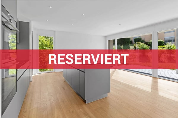 2 ½-Zimmer-Gartenwohnung, hell, modern und mit grossem Sitzplatz 12
