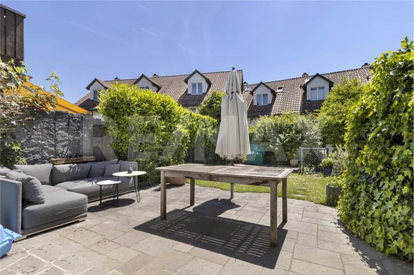 Sonniges 5 ½-Zimmer-Familienparadies mit Garten, Terrasse und viel Platz zum Wohlfühlen 3