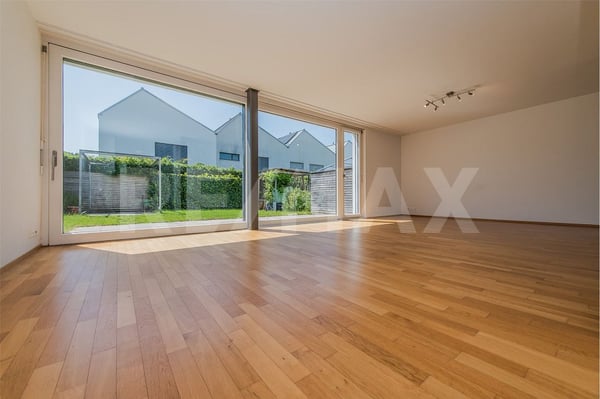 ÜBER 200 m² HELLER WOHLFÜHLRAUM FÜR DIE GANZE FAMILIE 2