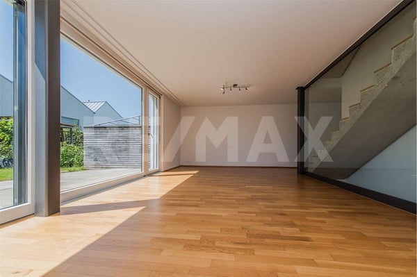 ÜBER 200 m² HELLER WOHLFÜHLRAUM FÜR DIE GANZE FAMILIE 3