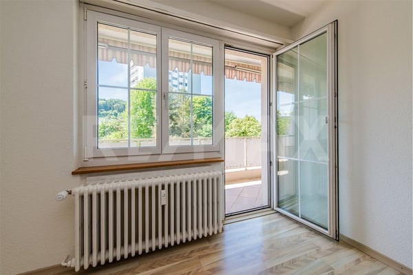 AN RUHIGER LAGE: 3-ZIMMER-WOHNUNG MIT SONNIGEM BALKON 3