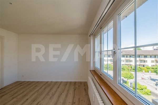 AN RUHIGER LAGE: 3-ZIMMER-WOHNUNG MIT SONNIGEM BALKON 7