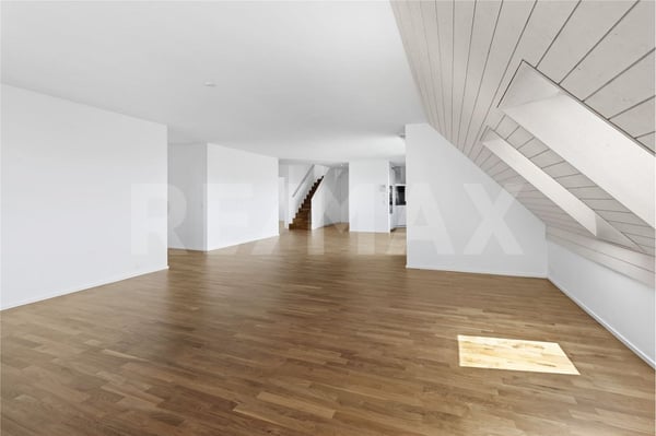 6 ½-Zimmer-Maisonettewohnung mit Bergsicht - familienfreundliches Wohnen nahe Türlersee 6