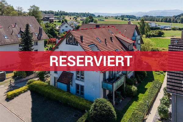 * * * RESERVIERT * * * 12