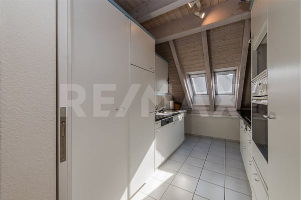 5 ½ ZIMMER ATTIKA-MAISONETTE-WOHNUNG MIT TERRASSE 4