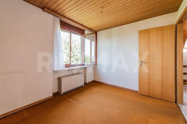5 ½ ZIMMER HAUS AUF 692 m² SONNIGEM GRUNDSTÜCK 7