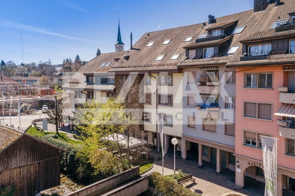 Restaurant Oase mit Aussensitzplätzen direkt am Bach 3