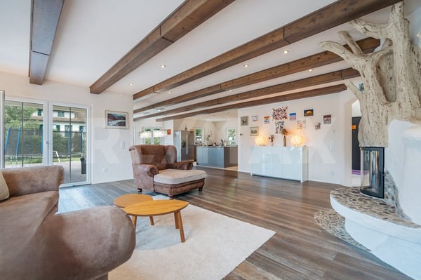 Exklusives 9.5 Zimmer Einfamilienhaus in Schlattingen, TG 7