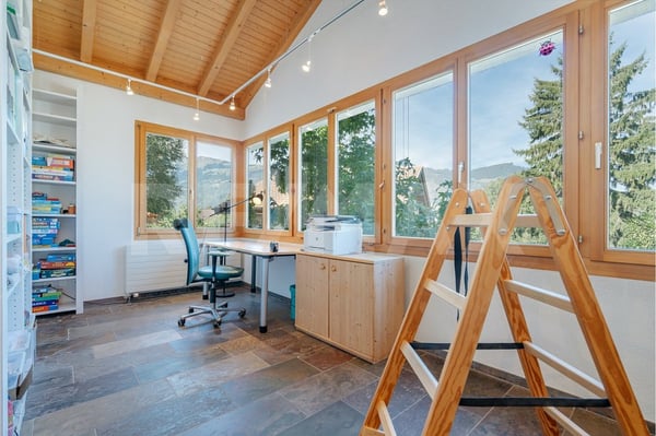 7.5 Zimmer Traumhaus mit Umschwung und Bergblick 6