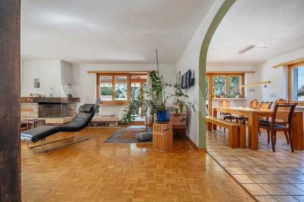 7.5 Zimmer Traumhaus mit Umschwung und Bergblick 8