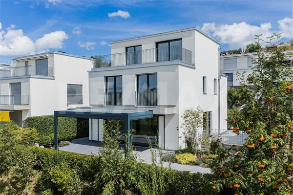 FREISTEHENDES, HOCHWERTIGES 4½-ZIMMER-MINERGIE-HAUS 1