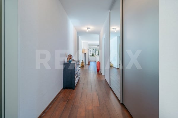 Viel Raum für ein Wohnen mit Weite: 6½-Zimmer-Wohnung am Sonnenhang 9