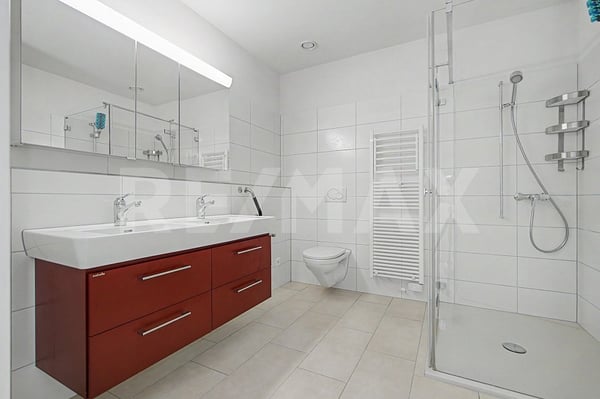 Moderne Terrassenwohnung mit Sicht über Affoltern am Albis 6