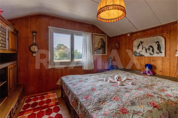 Charmantes 2½ Zimmer Chalet mit Weitblick über Feld und Flur im Wohnrecht 5