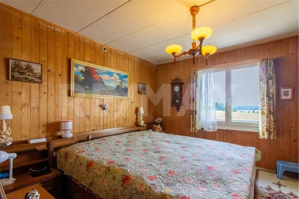 Charmantes 2½ Zimmer Chalet mit Weitblick über Feld und Flur im Wohnrecht 6