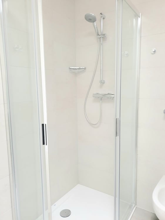 ELEGANTE APPARTAMENTO VISTA LAGO 11